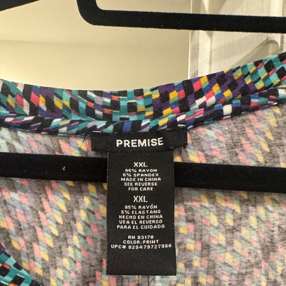 Premise Colorful Zigzag Pattern Blouse - Picture 2 of 4